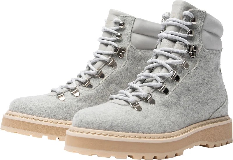 Hiking Divina Shearling Lined Shoes - Women's|-|Hiking laine Divina avec doublure en peau de mouton - Femme