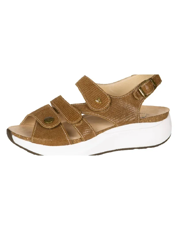 Comfortable Flats Sale Mykonos Sandals In Nutmeg