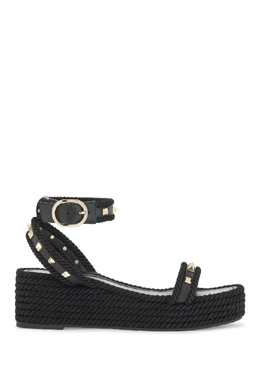 Valentino Garavani Rockstud Flatform Sand