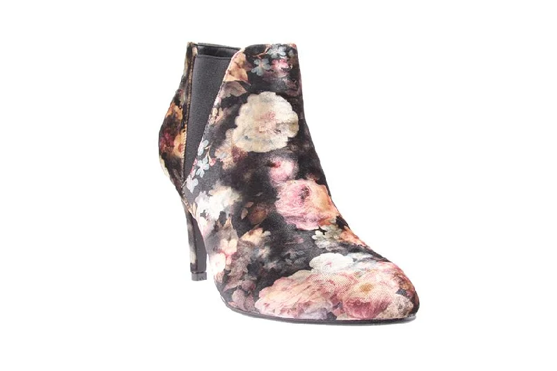 Fashionable Casual Footwear Offers EXTREME FLORAL